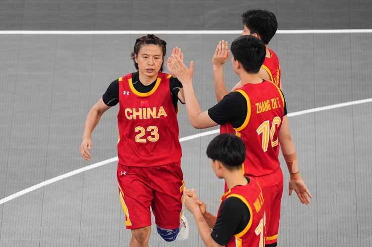 中国男女队出战
！巴黎奥运三人篮球赛程
：7月30日开赛 8队单循环