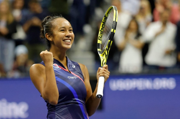 mk体育在线官网WTA1000多哈站第二轮：费尔南德斯2-0击败纳瓦罗，晋级16强