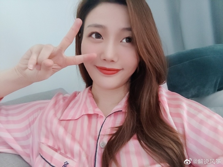 pcl解说风筝晒照仙女自拍