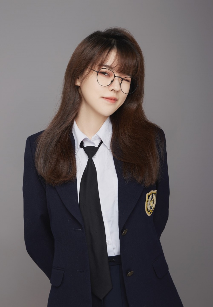 沫子晒照如果我来辅导你功课请问你可以考上什么大学