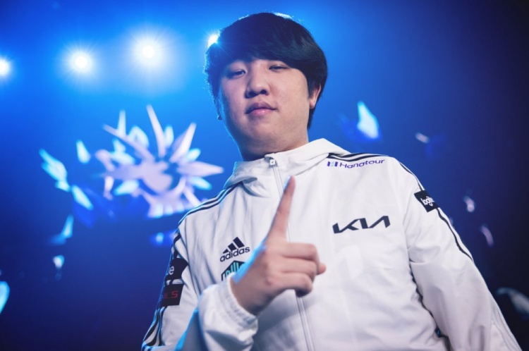 onelastdance这是khan作为职业选手的最后一场比赛