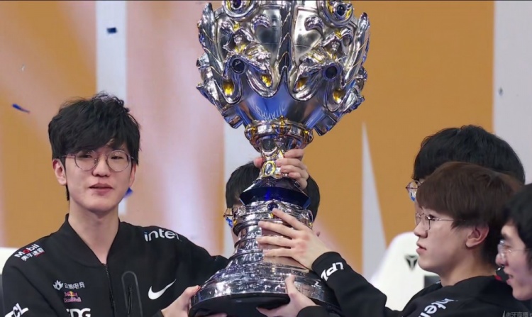 不拉满不会玩!最艰难的冠军!edg淘汰赛全部打满夺冠!-直播吧zhibo8.cc