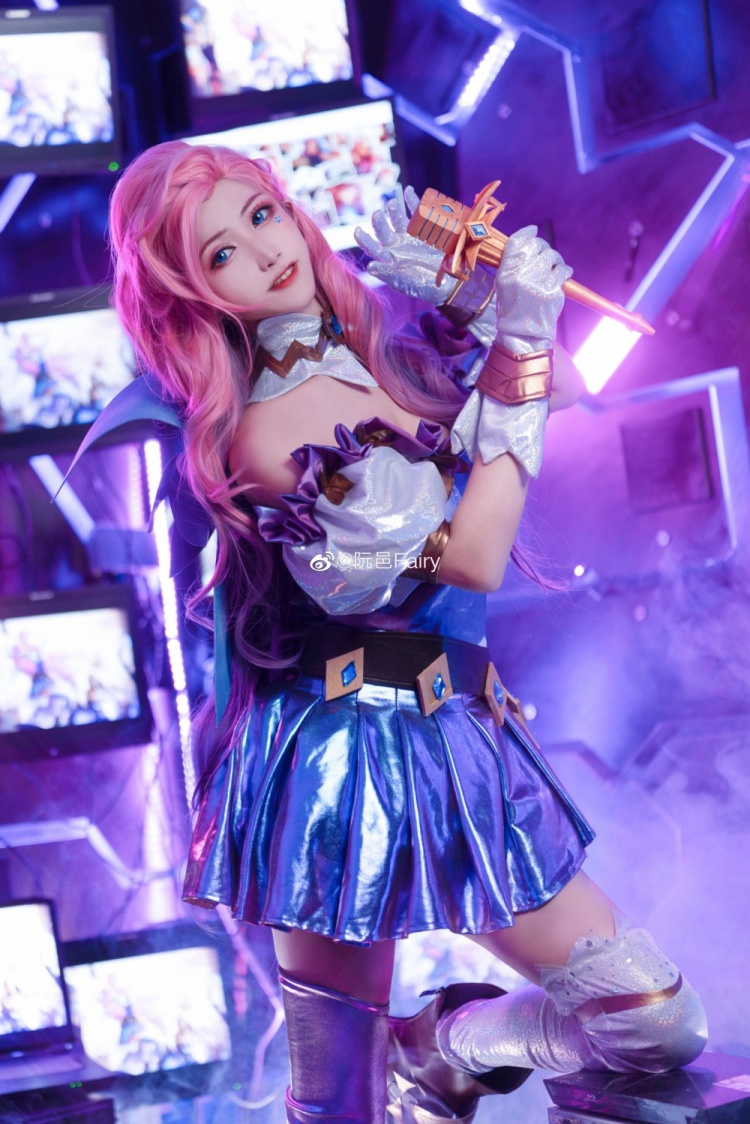 英雄联盟同人cos萨勒芬妮我们要让这场表演成为一生难忘的记忆