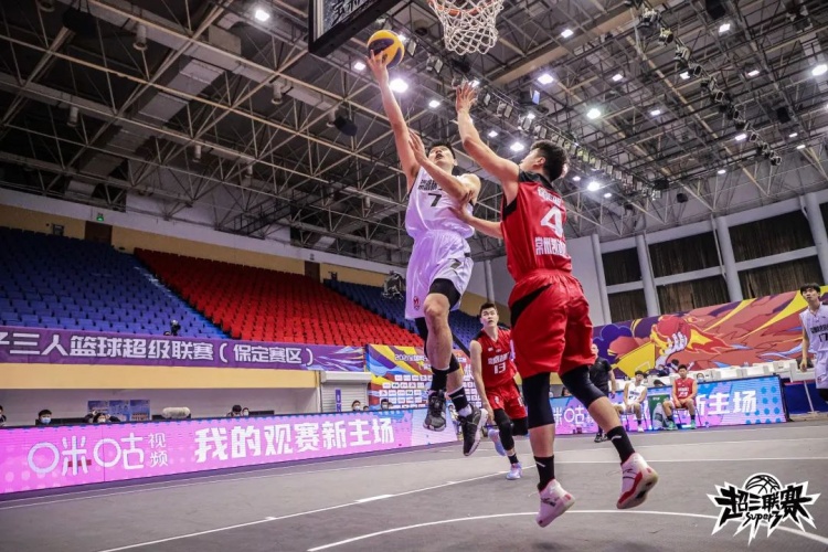 上海上实龙创篮球队图片