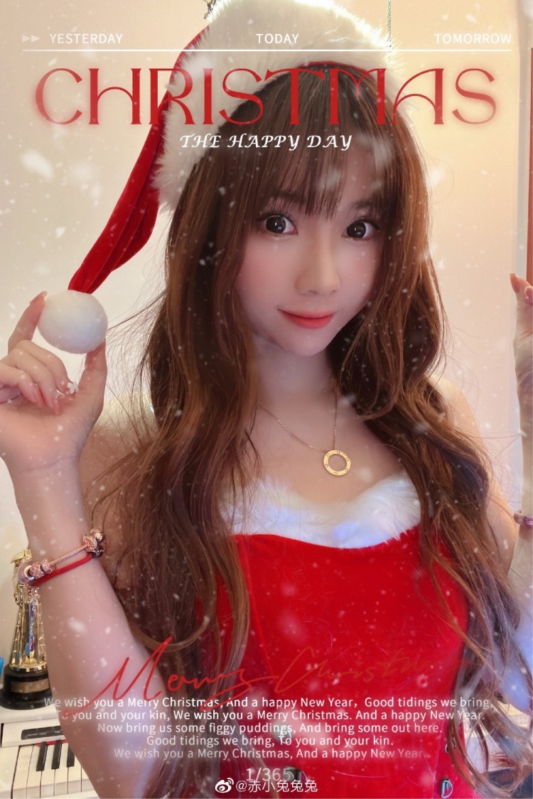 ow解说赤小兔晒照圣诞皮肤一年只有一次哦