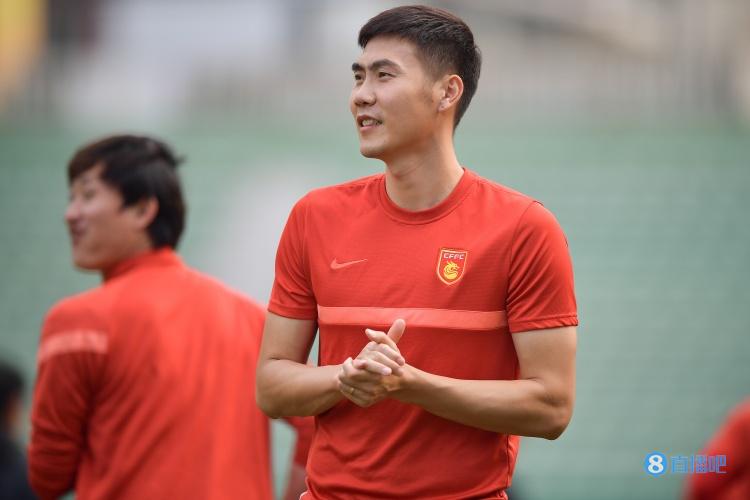 北青：雷腾龙退役后回北京做青训，经营自己的专业足球培训机构