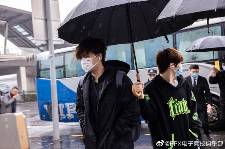tt战胜edg_lpl2015春季赛冠军_lol比赛2016春季赛