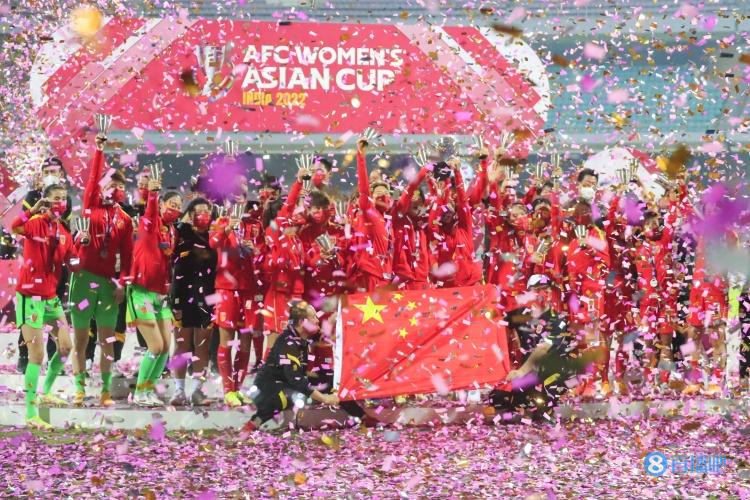 东体：中国女足将在东亚杯后前往欧洲拉练，上海女足被征调八人