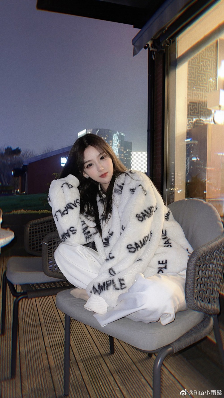 解说rita晒照对你的喜欢超过两分钟了不能撤回了