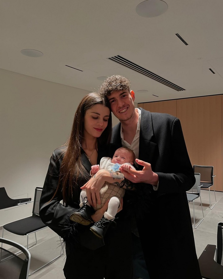 首页>>国际劳塔罗女友现场观战国米比赛特奥与迪亚斯:3分到手来块披萨