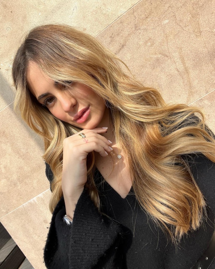 林加德与伊布拉基蒂奇34岁生快国米全队烤肉放松b席与女友齐耶赫c罗一