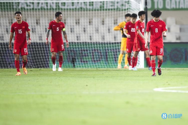 足球报：亚洲杯易地让国足成绩压力变小，有充分时间进行新老交替