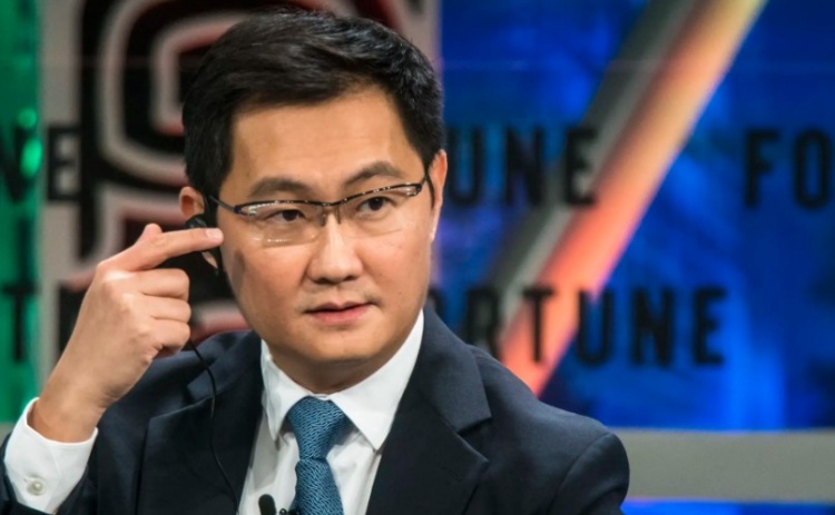 亏到坐公交了腾讯马化腾去年年薪4414万同比降幅超24