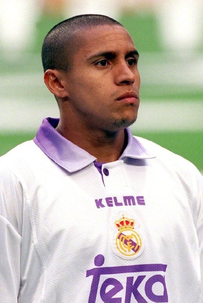 金左脚卡洛斯49岁生日快乐