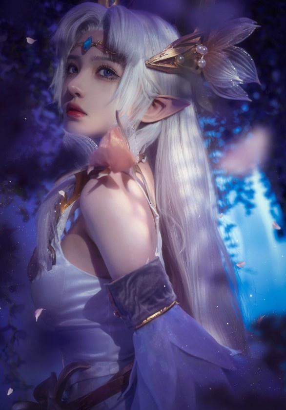 王者荣耀貂蝉cos我一直觉得优化后的仲夏夜真的很好看