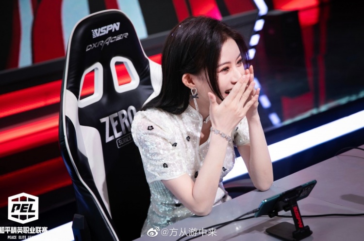 pel解说小游晒照:祝你早日上战神