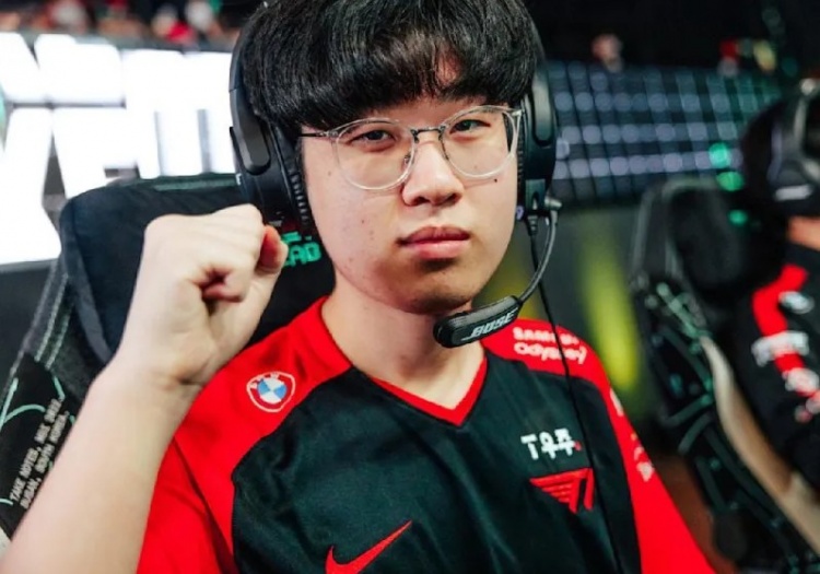 t1zeus顺风局gumayusi死再多次都没关系反正我们能罩他