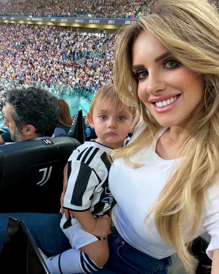 京多安与妻子伊斯科与女友苏亚雷斯告别马竞阿圭罗女友约维奇未婚妻