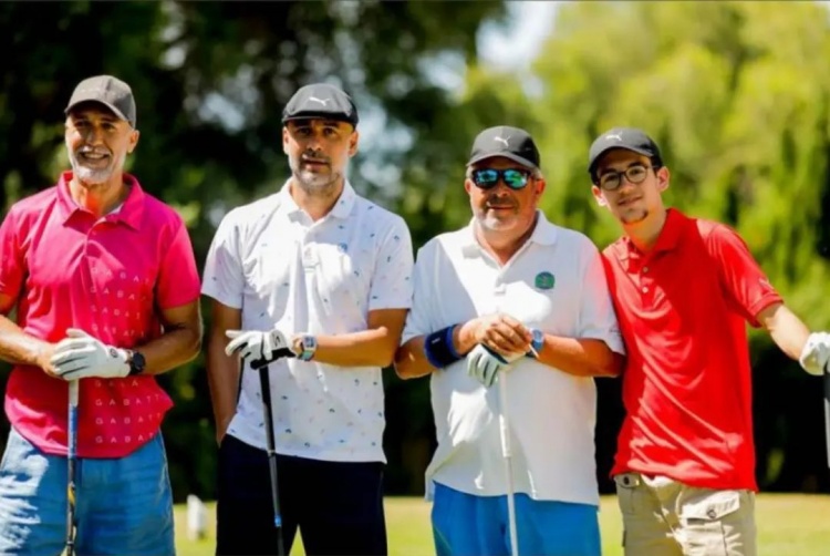 老队友相聚！瓜迪奥拉与巴蒂一起参加高尔夫比赛