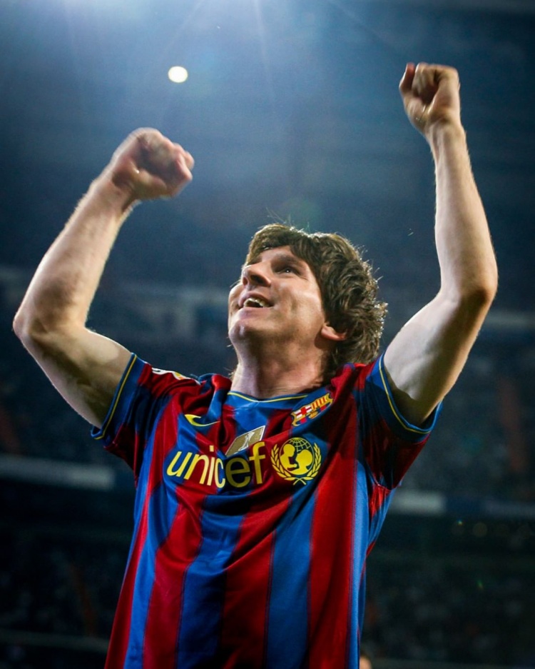 你的人生我曾见证巴萨为梅西庆生晒梅西在巴萨历年经典照片