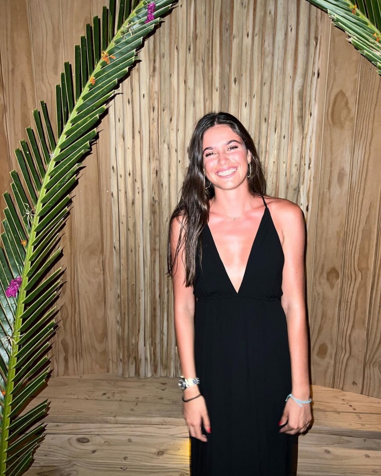 阿森西奥与女友参加卡瓦哈尔婚礼卡瓦哈尔与妻子大婚洛卡特利与女友