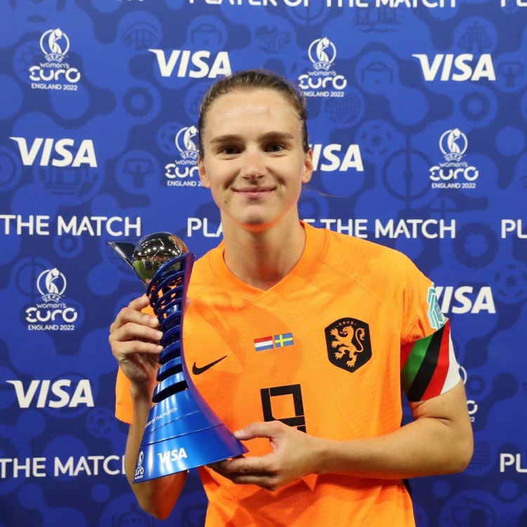 女足欧洲杯：C组4队均积1分，葡萄牙2-2瑞士，荷兰1-1瑞典