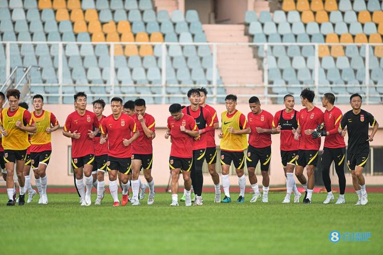 記者：國足亞洲杯分組抽簽堪稱上簽 1/8決賽對手或也不強