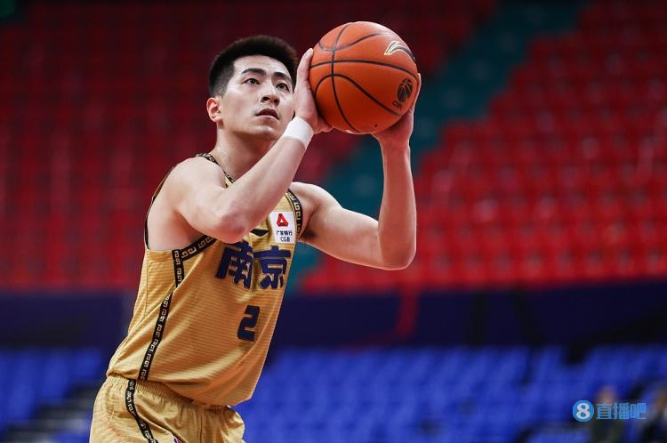 媒体人辽宁青训球员关宁和南京同曦提前解约成为自由球员