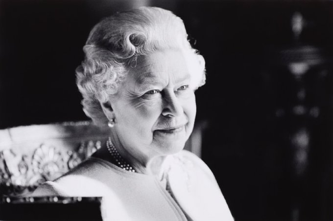 早报：英国女王去世，本周末英超可能推迟？
