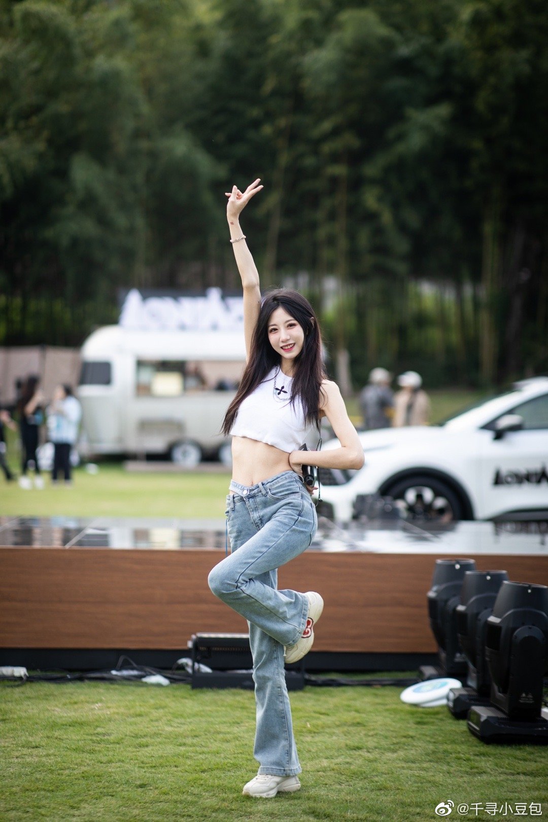 主持人千寻小豆包:浅发点莫干山的照片 很累但很开心的三天-直播吧