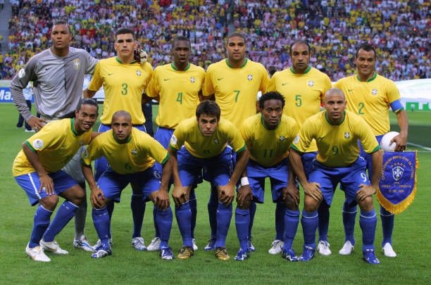 巴西世界杯历届阵容:02年3r率五星巴西无人能挡 14年内马尔扛旗