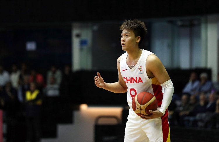 赵睿砍17分！媒体人：世界杯我们需要后卫线这么打敢于释放一切