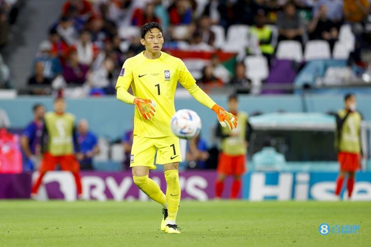 韩国队门将金承奎：乌拉圭两次中柱后，感觉自己活下来了
