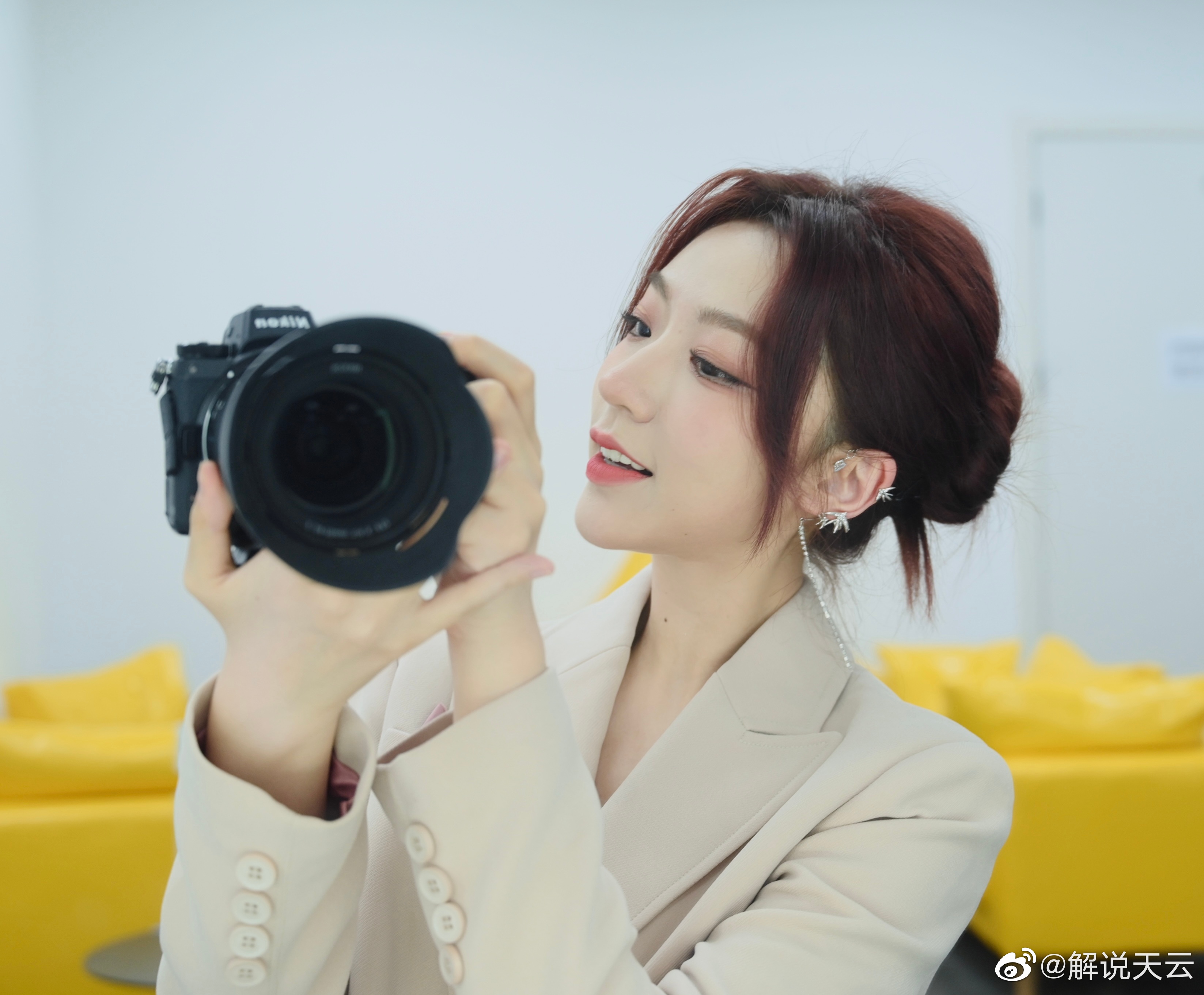 解说天云晒照是每天都要上班的天云姐姐