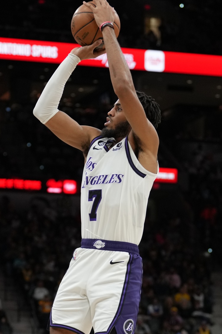 Woj：湖人旧将特洛伊布朗即将加盟森林狼