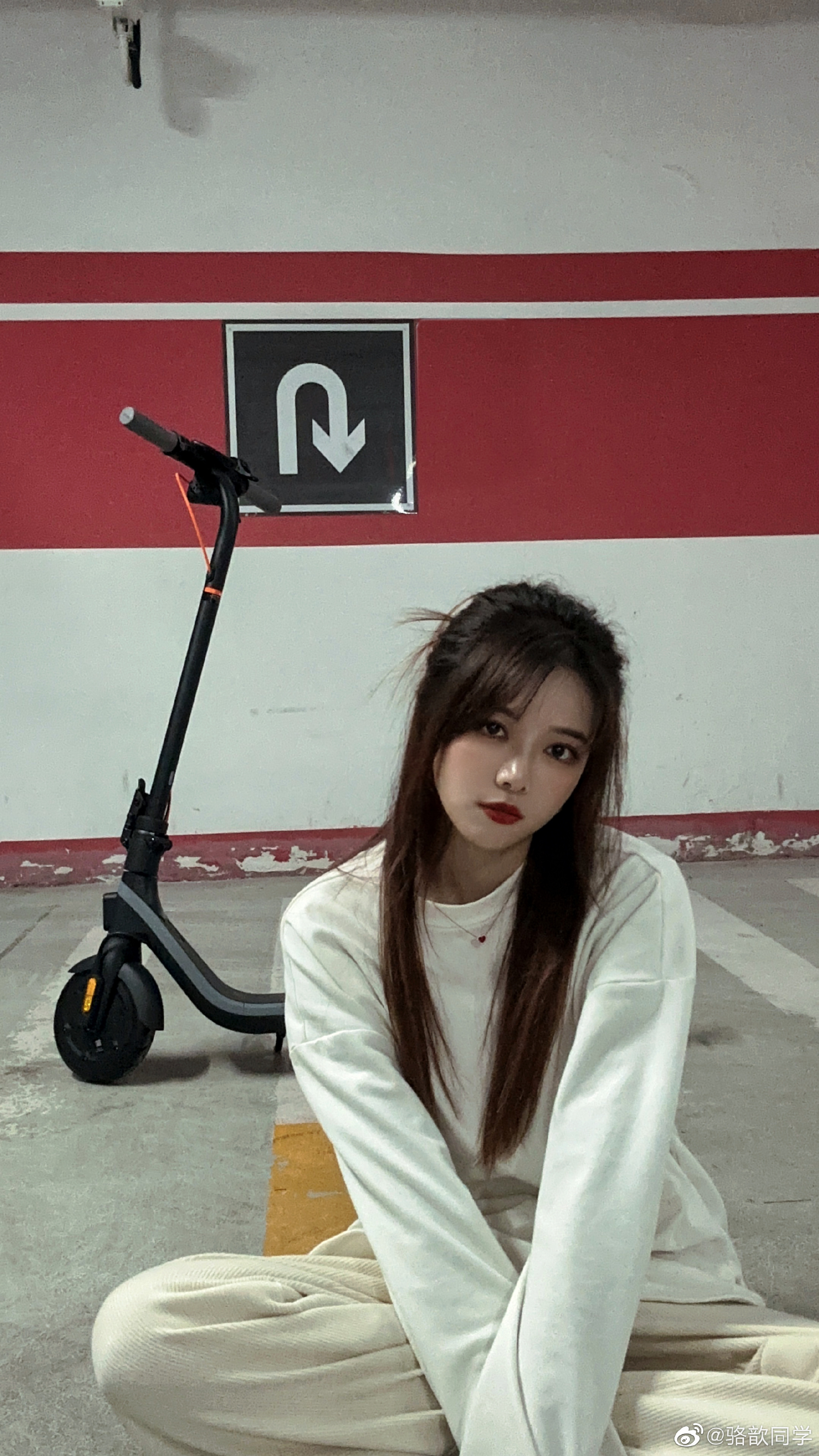 女主持人骆歆晒照：三月第一天，从变帅开始