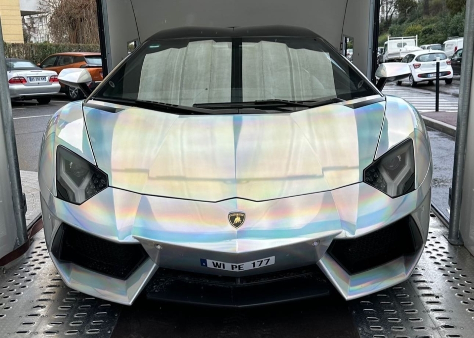 闪瞎眼奥巴梅扬改装兰博基尼外观幻彩金属感效果十足