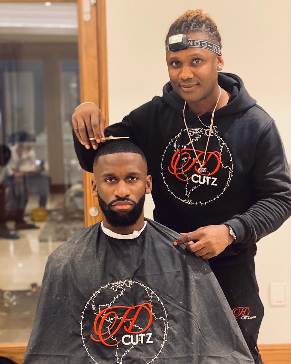 100英镑 人民币 (99) 사진