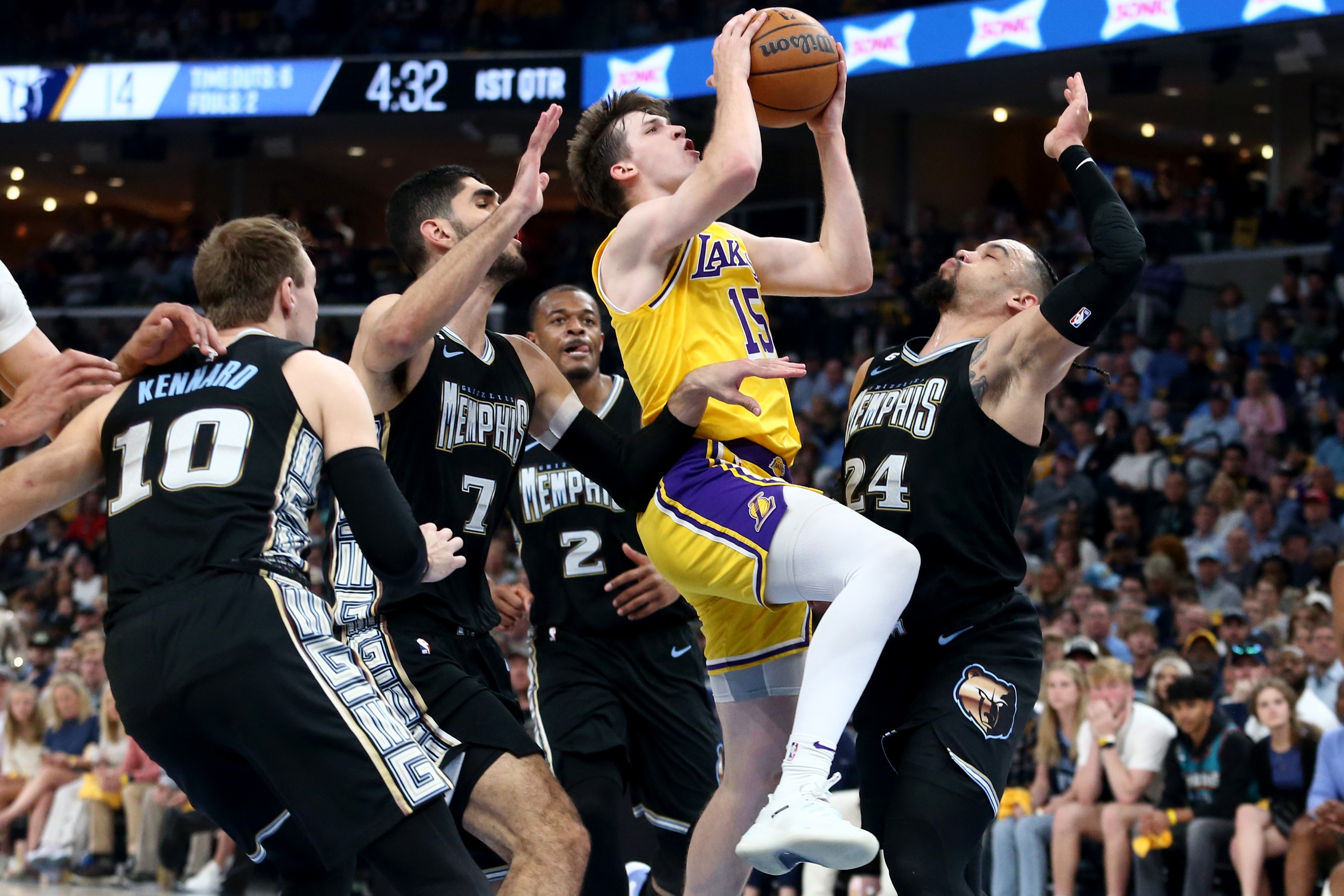 【NBA】最想重温哪场比赛？里夫斯：对阵灰熊的季后赛生涯首秀