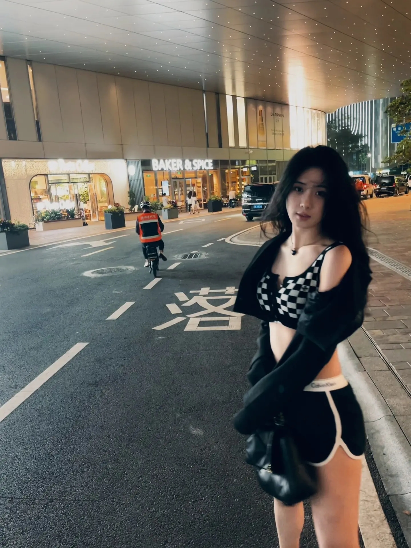 99女篮卓识晒观看《灌篮高手》动态:小卓的观影日记-直播吧