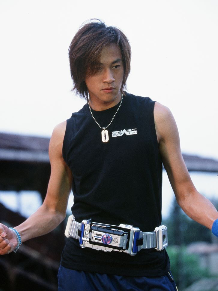 双向奔赴假面骑士步惊云csm玩具发布何润东脸书晒剧照