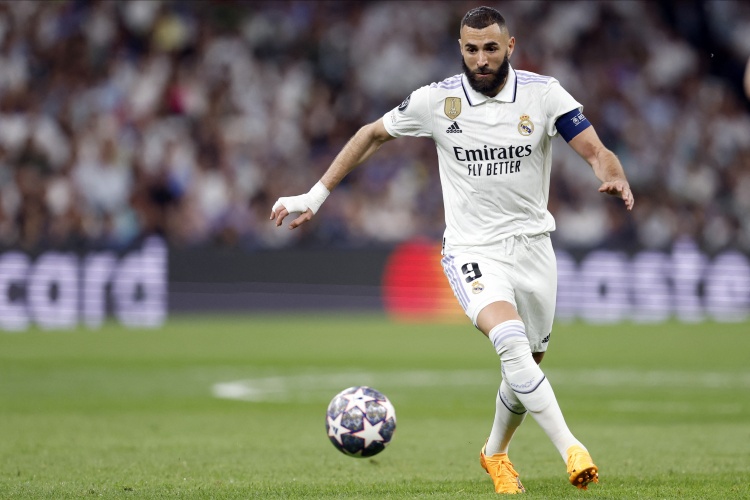 老友相聚！馬卡：本澤馬將觀戰(zhàn)皇馬西超杯決賽+去酒店探訪老隊(duì)友