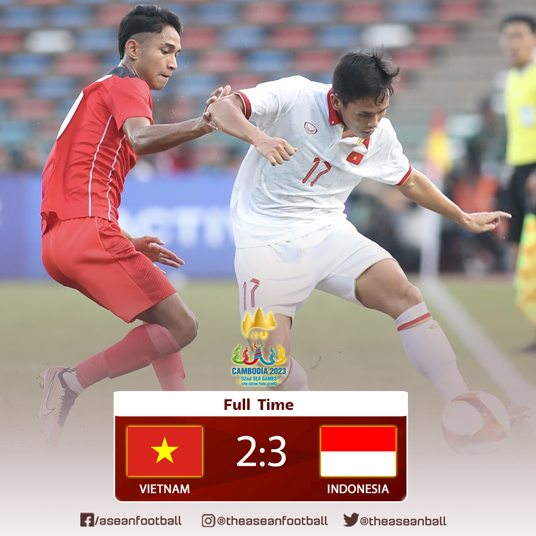东南亚运动会足球半决赛：越南U22补时遭10人印尼U22绝杀