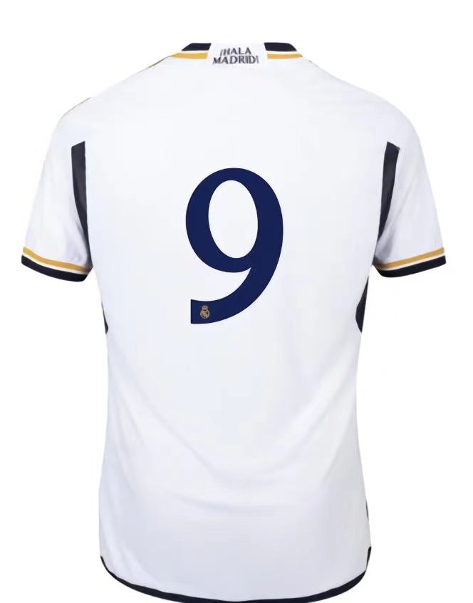 9号给谁04你认为新赛季谁能够成为皇马9号新主