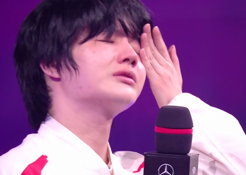 情难自禁晋级S赛后Crisp泪洒赛场