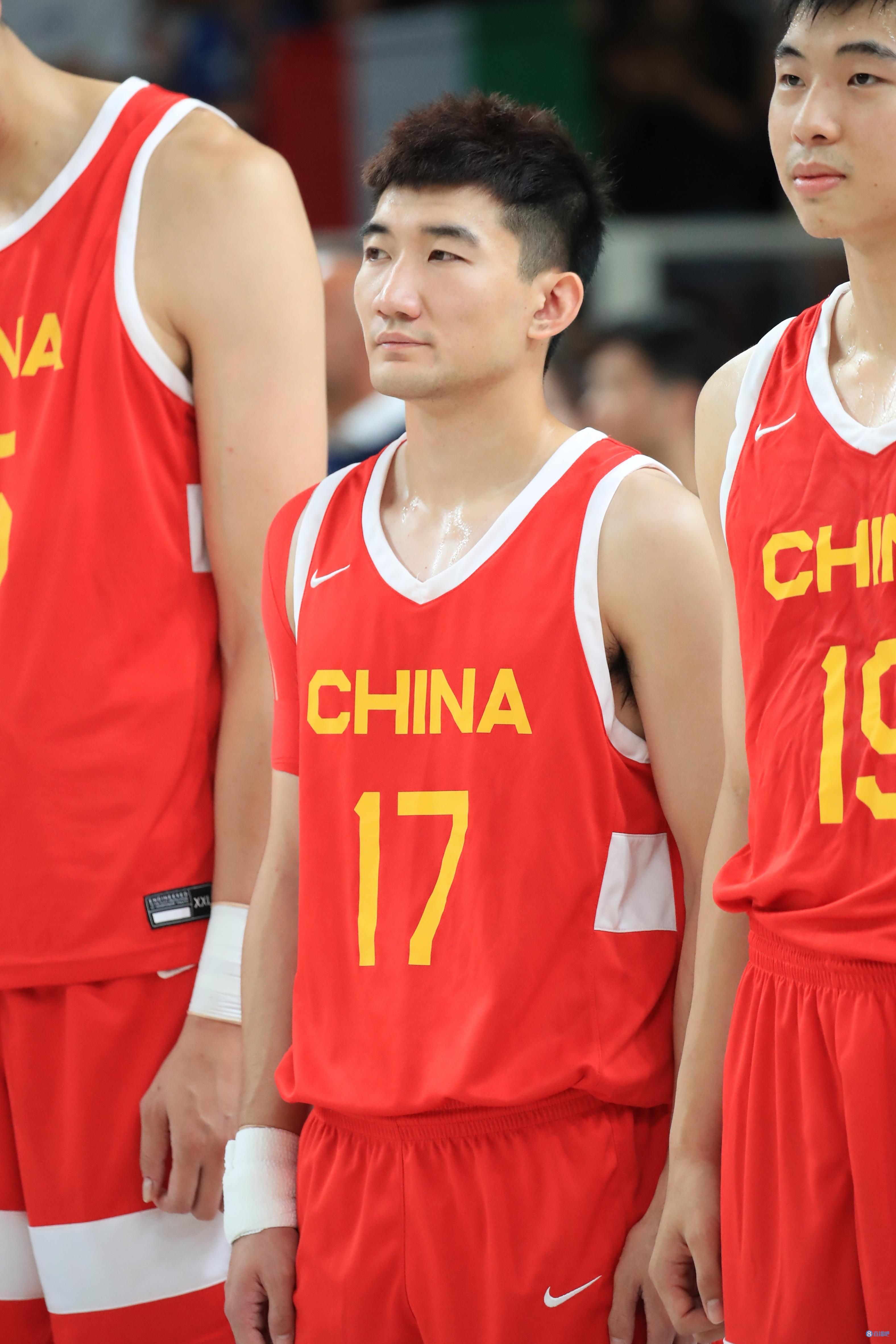 伤病原因浙江官方饱受肩伤困扰的外线核心孙铭徽在最后一刻离队