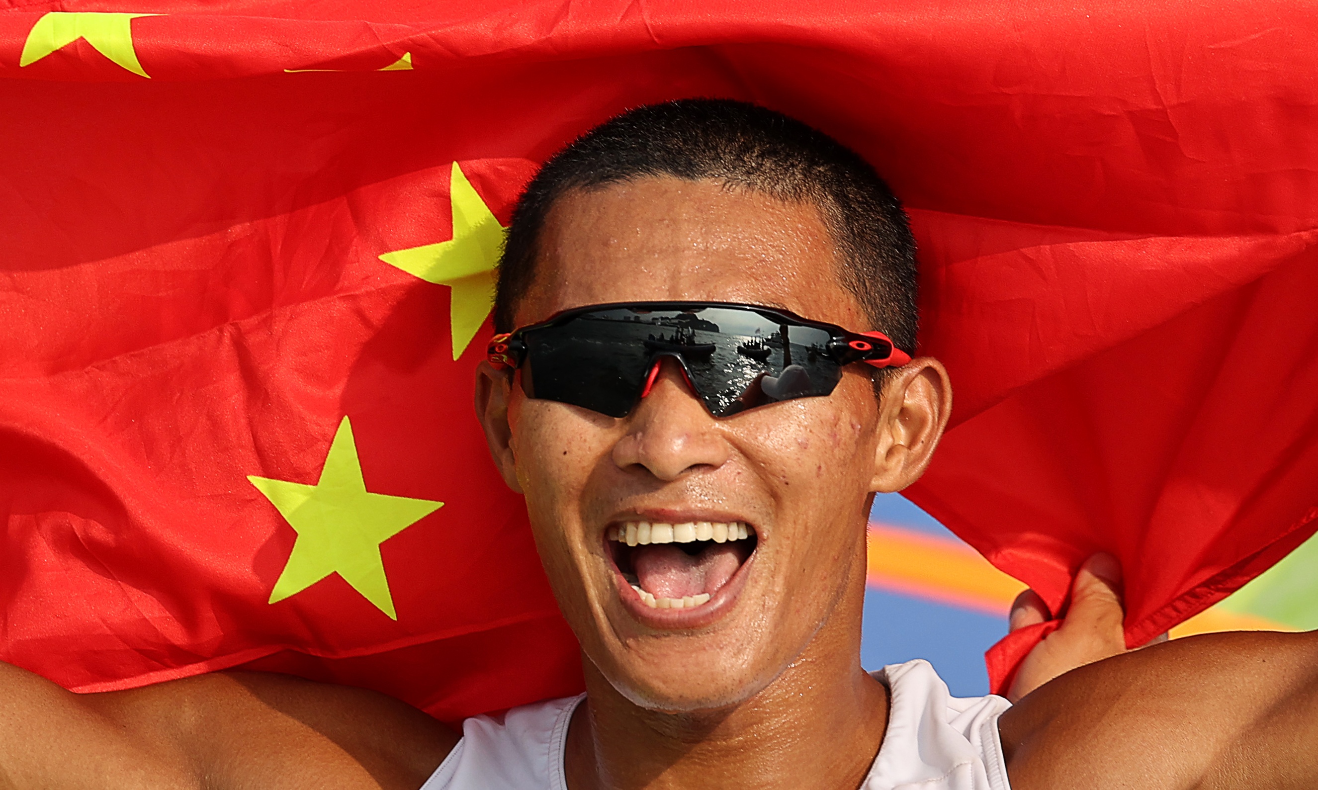 亚运会男子水翼帆板iQFoil级比赛中国选手毕焜拿下金牌！