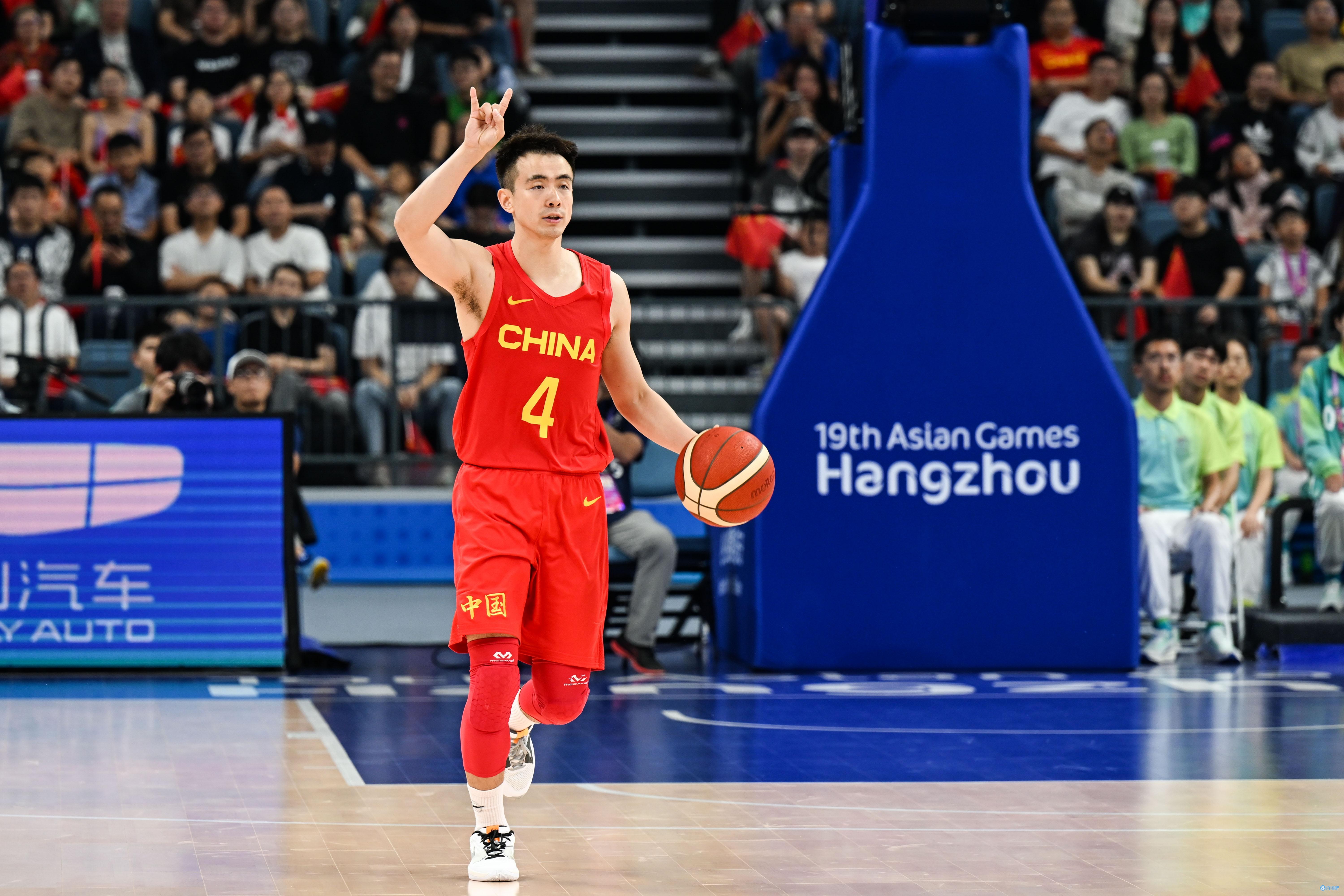 亚洲杯预选赛明天开打 中国男篮确定了队长为赵继伟