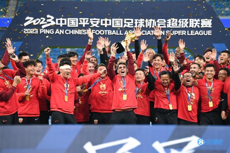 记者：2024超级杯初定2月25日进行，放在上海的可能性几乎没有