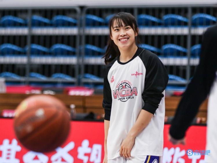 中国三人女篮集训名单：许佳敏任主教练 黄雅玲、哈文茜在列